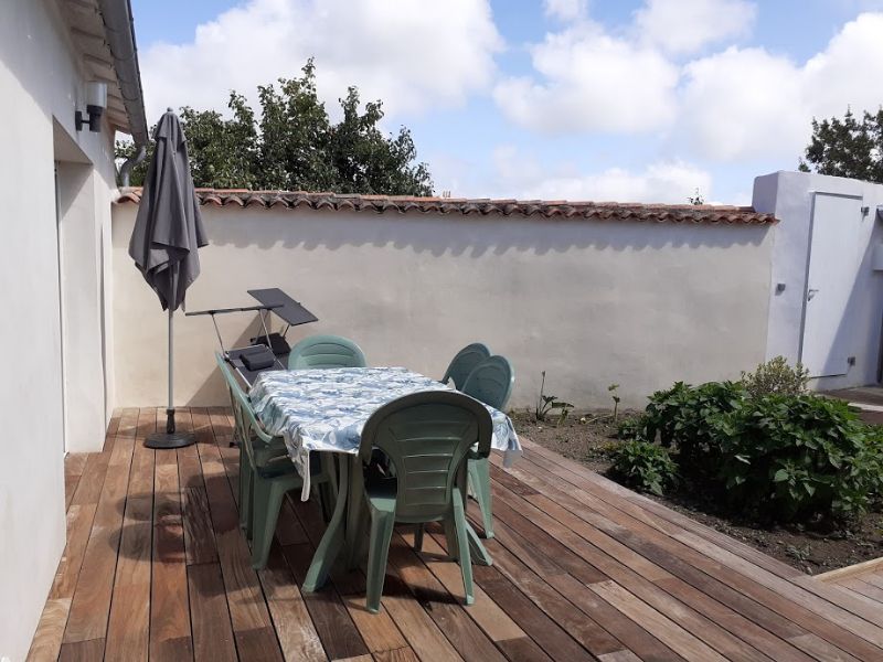 Photo 4 : TERRASSE d'une maison située à La Flotte-en-Ré, île de Ré.