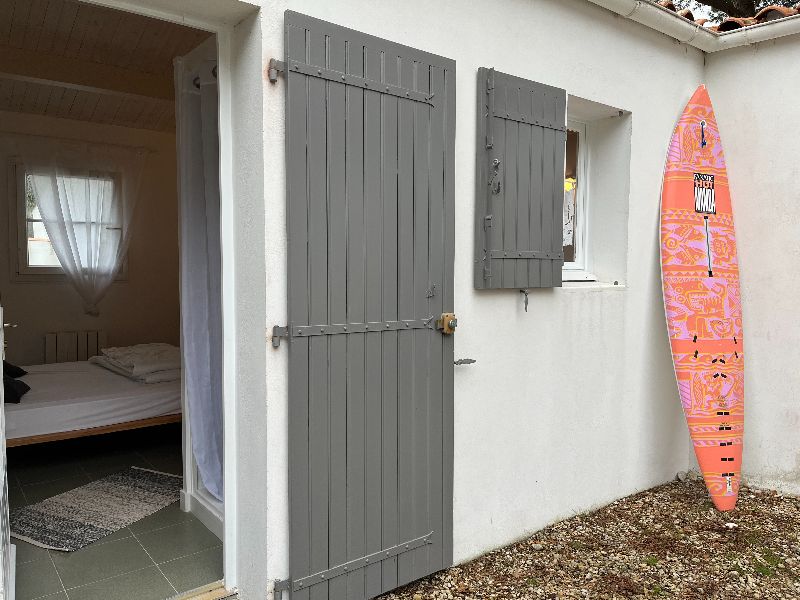 Photo 27 : PATIO d'une maison située à Le Bois-Plage-en-Ré, île de Ré.