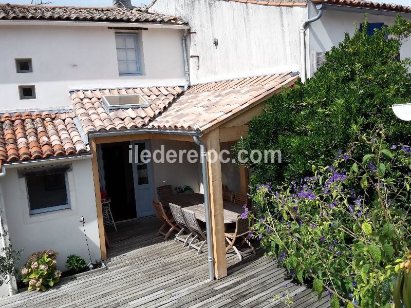 Photo 2 : PATIO d'une maison située à La Couarde-sur-mer, île de Ré.