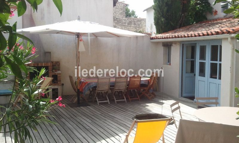 Photo 1 : PATIO d'une maison située à La Couarde-sur-mer, île de Ré.