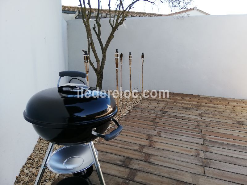 Photo 12 : TERRASSE d'une maison située à Le Bois-Plage-en-Ré, île de Ré.