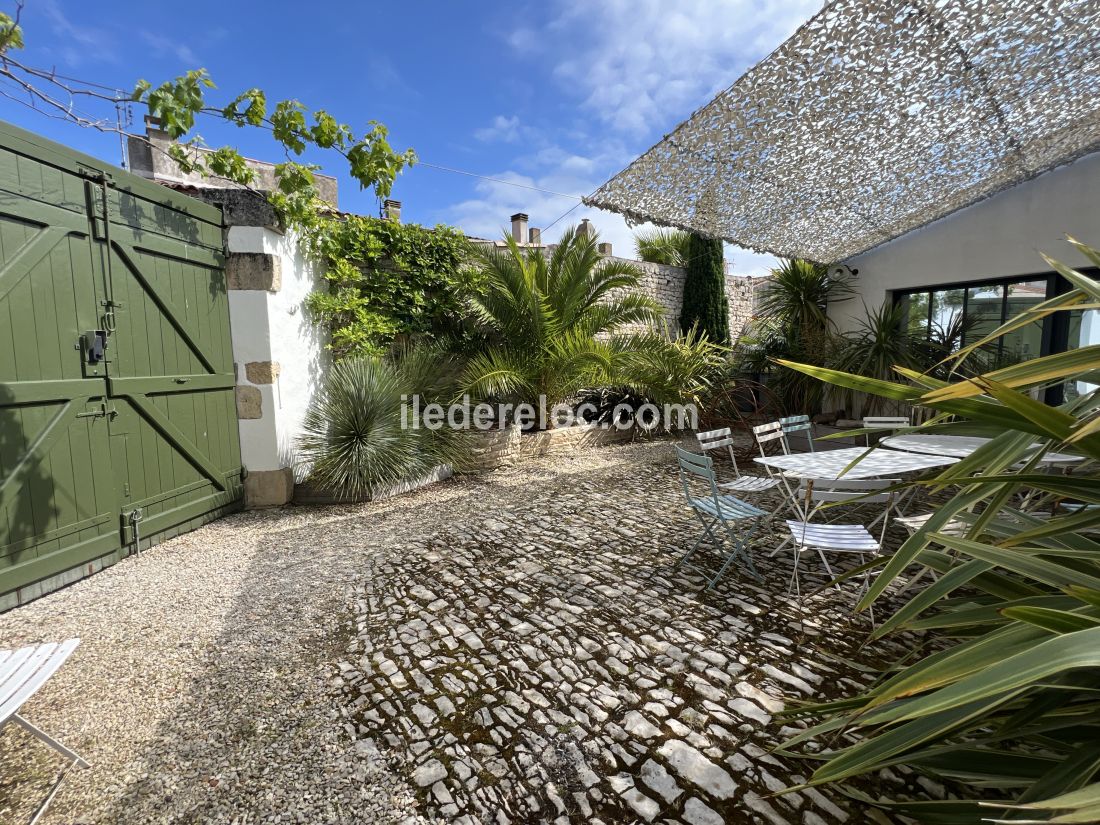 Photo 59 : NC d'une maison située à Sainte-Marie-de-Ré, île de Ré.