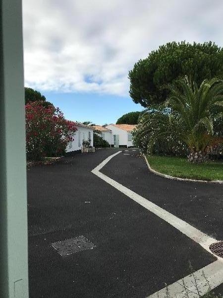 Photo 27 : EXTERIEUR d'une maison située à Le Bois-Plage-en-Ré, île de Ré.