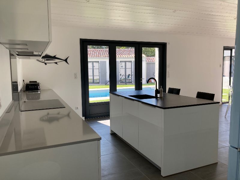 Photo 9 : NC d'une maison située à Le Bois-Plage-en-Ré, île de Ré.