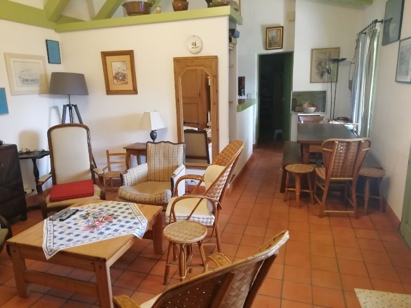 Photo 3 : SEJOUR d'une maison située à Loix, île de Ré.