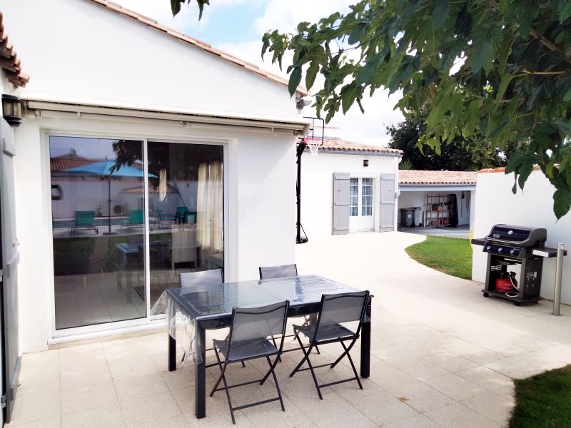 Photo 2 : NC d'une maison située à Le Bois-Plage-en-Ré, île de Ré.