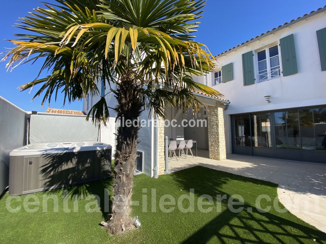 Photo 1 : NC d'une maison située à La Flotte-en-Ré, île de Ré.