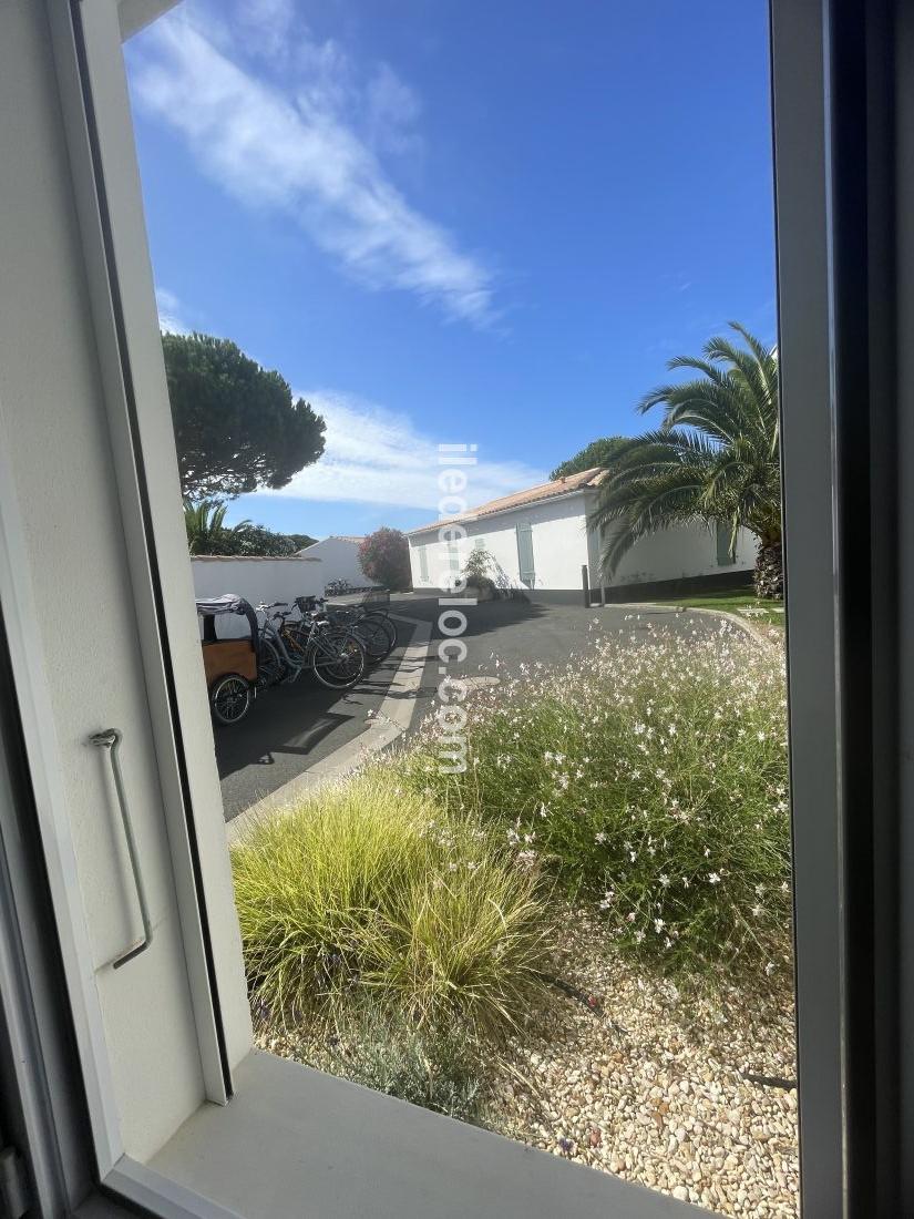 Photo 29 : CHAMBRE d'une maison situ&eacute;e &agrave; Le Bois-Plage-en-R&eacute;, &icirc;le de R&eacute;.