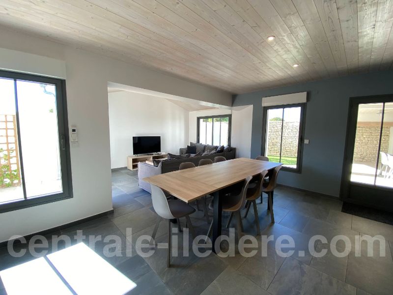 Photo 4 : NC d'une maison située à La Flotte, île de Ré.