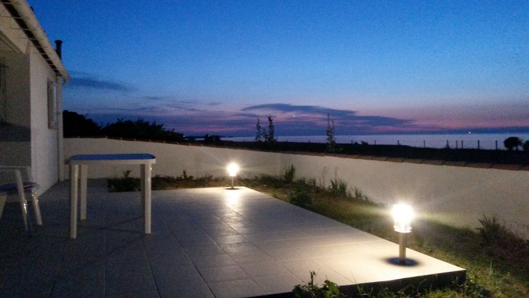 Photo 4 : TERRASSE d'une maison située à La Flotte-en-Ré, île de Ré.