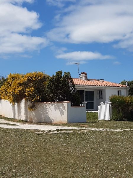 Photo 17 : EXTERIEUR d'une maison située à La Flotte-en-Ré, île de Ré.