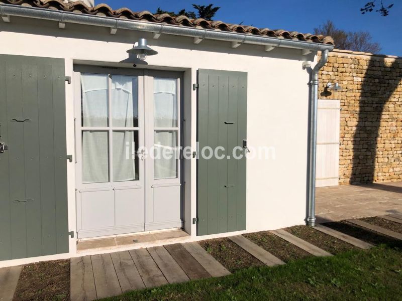 Photo 22 : NC d'une maison située à Ars en Ré, île de Ré.