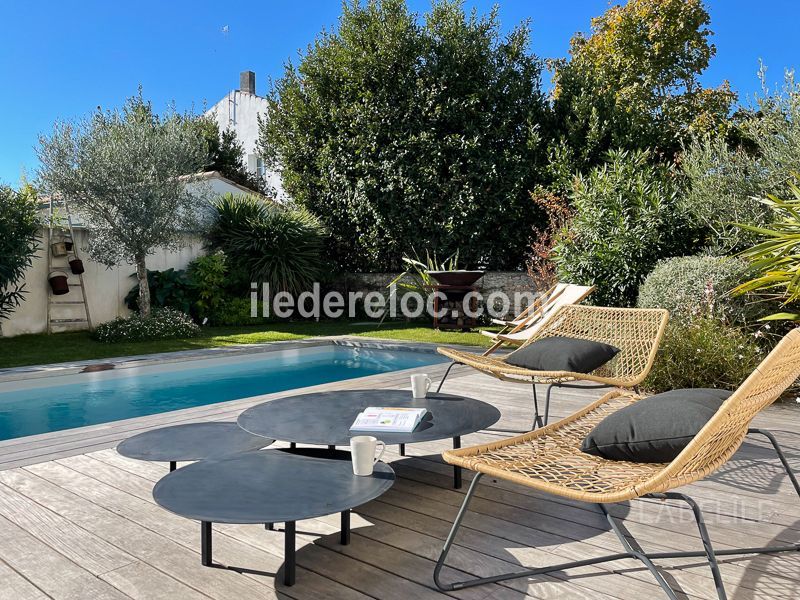 Photo 4 : TERRASSE d'une maison située à Loix, île de Ré.