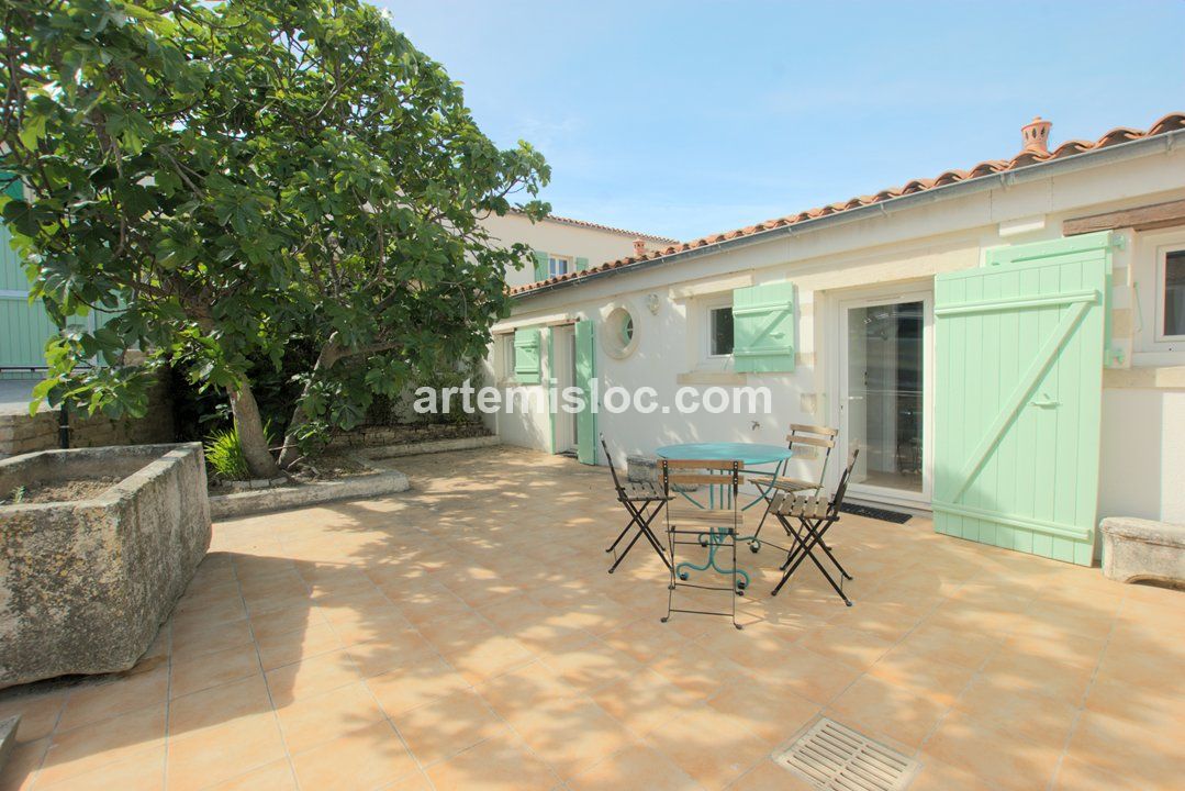 Photo 25 :  d'une maison située à Saint-Martin-de-Ré, île de Ré.