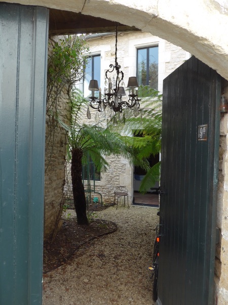 Photo 65 : EXTERIEUR d'une maison située à Le Bois-Plage-en-Ré, île de Ré.