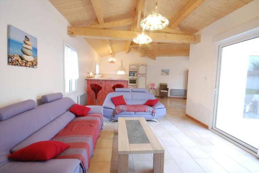 Photo 6 : SEJOUR d'une maison située à Le Bois-Plage-en-Ré, île de Ré.