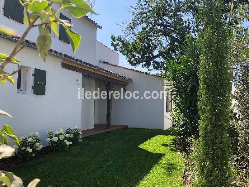 Photo 15 : NC d'une maison située à Saint-Martin-de-Ré, île de Ré.