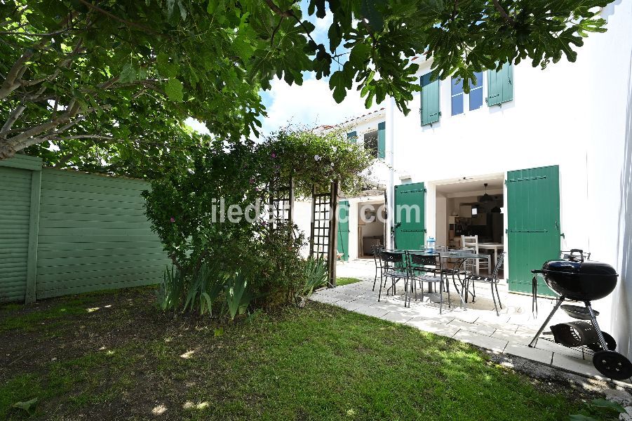 Photo 1 : JARDIN d'une maison située à Saint-Clément-des-Baleines, île de Ré.