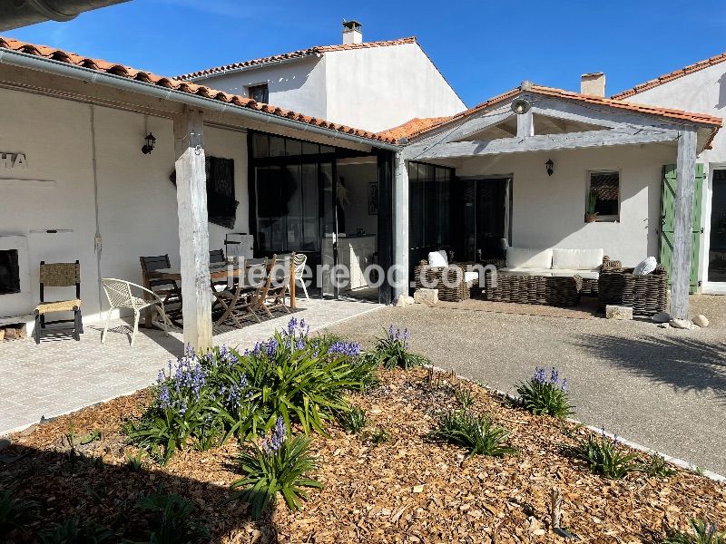 Photo 1 : NC d'une maison située à Sainte-Marie-de-Ré, île de Ré.