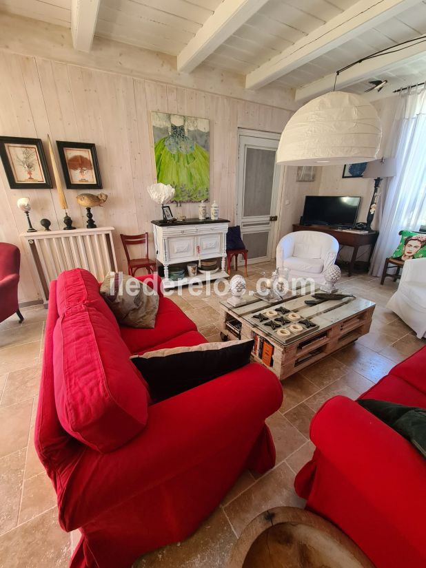 Photo 17 : SEJOUR d'une maison située à Le Bois-Plage, île de Ré.