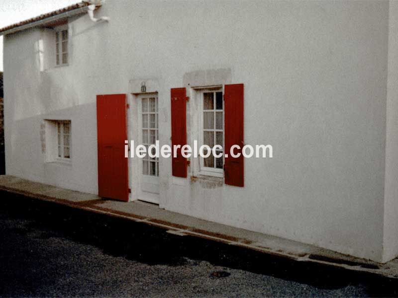 Photo 2 : EXTERIEUR d'une maison située à Saint-Clément-des-Baleines, île de Ré.