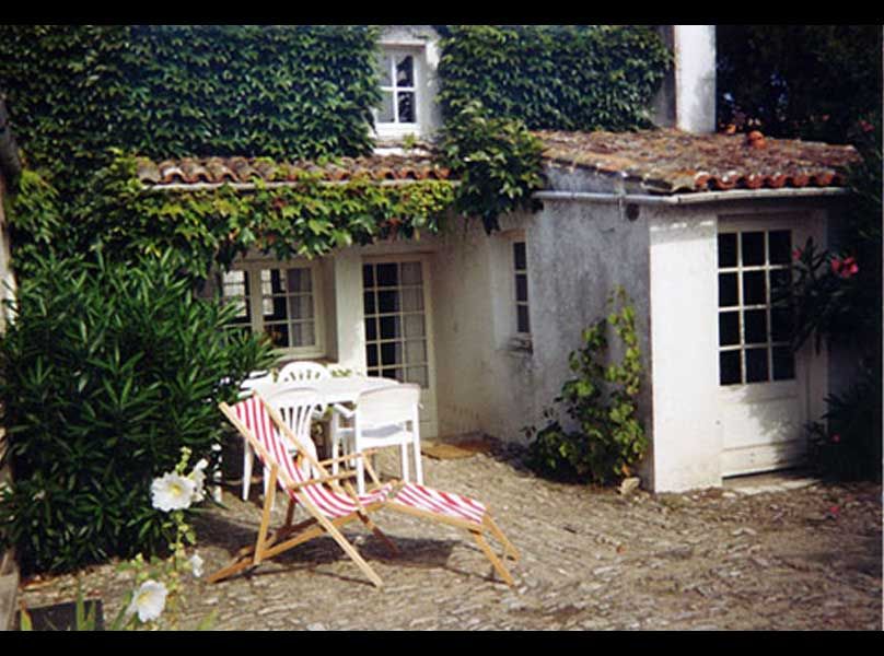Photo 18 : JARDIN d'une maison située à Saint-Clément-des-Baleines, île de Ré.