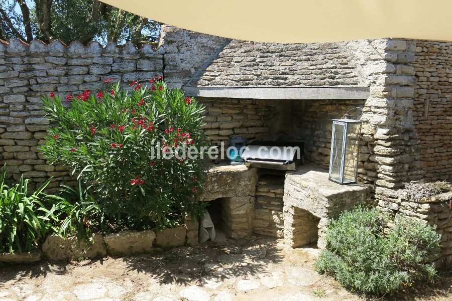 Photo 9 : PATIO d'une maison située à Les Portes-en-Ré, île de Ré.