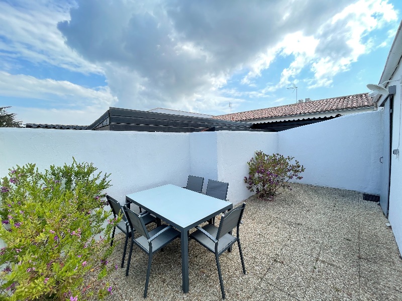 Photo 7 : PATIO d'une maison située à La Flotte-en-Ré, île de Ré.