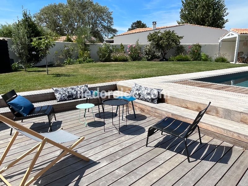 Photo 4 : TERRASSE d'une maison située à Le Bois-Plage-en-Ré, île de Ré.