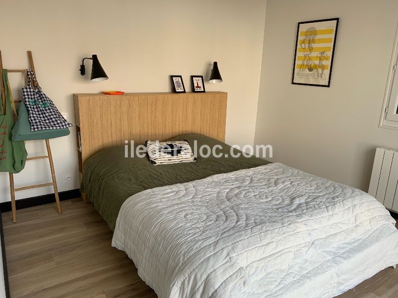 Photo 14 : CHAMBRE d'une maison située à Le Bois-Plage-en-Ré, île de Ré.