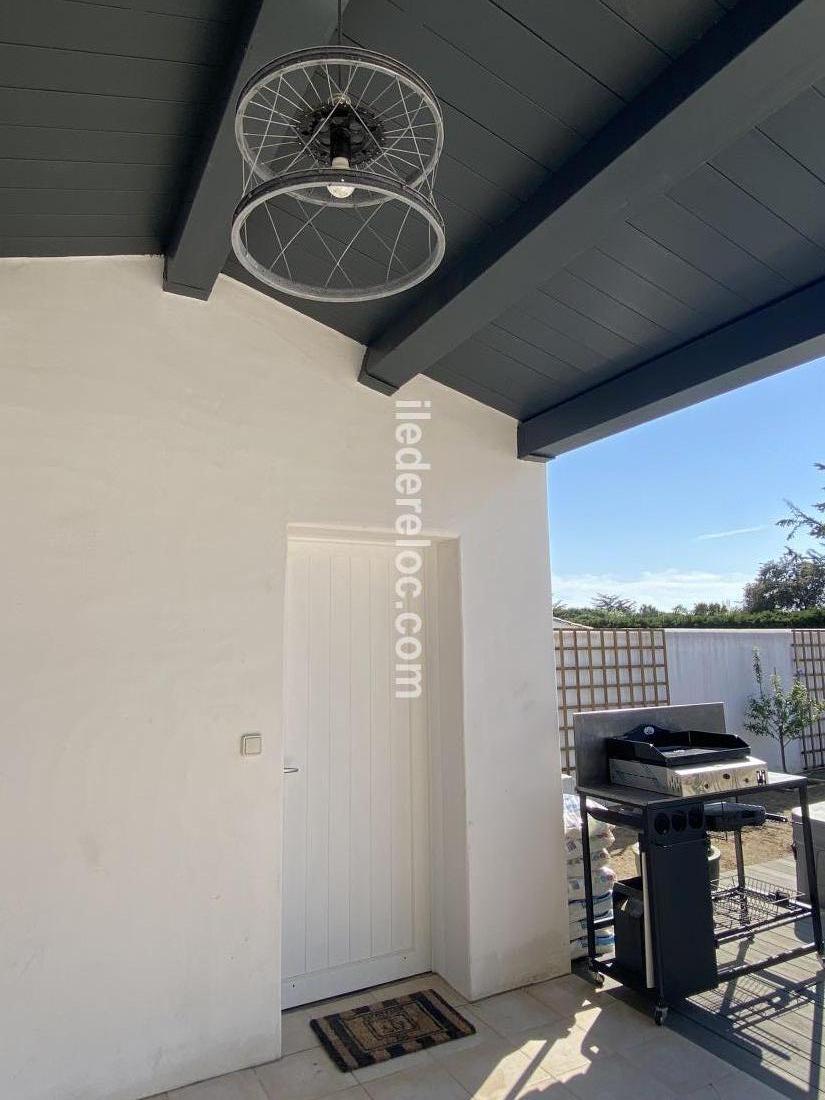 Photo 12 : PATIO d'une maison située à Le Bois-Plage-en-Ré, île de Ré.