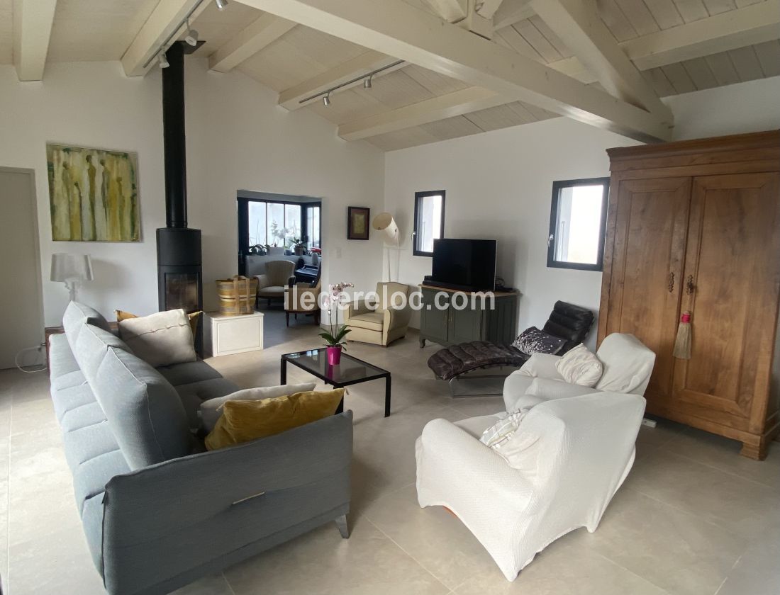 Photo 35 : SEJOUR d'une maison situ&eacute;e &agrave; Le Bois-Plage-en-R&eacute;, &icirc;le de R&eacute;.