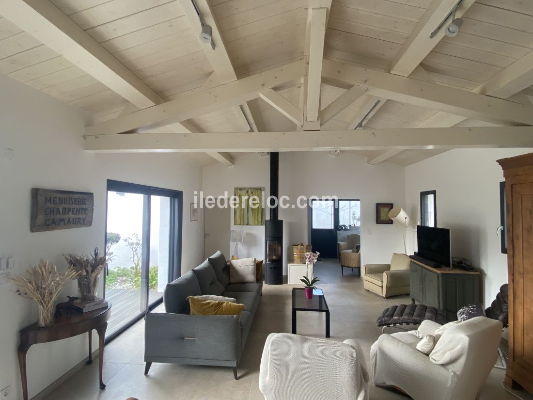 Photo 34 : SEJOUR d'une maison situ&eacute;e &agrave; Le Bois-Plage-en-R&eacute;, &icirc;le de R&eacute;.