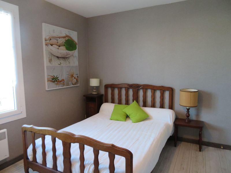 Photo 8 : CHAMBRE d'une maison située à Rivedoux-Plage, île de Ré.
