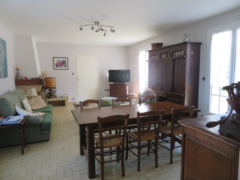 Photo 6 : SEJOUR d'une maison située à Rivedoux-Plage, île de Ré.