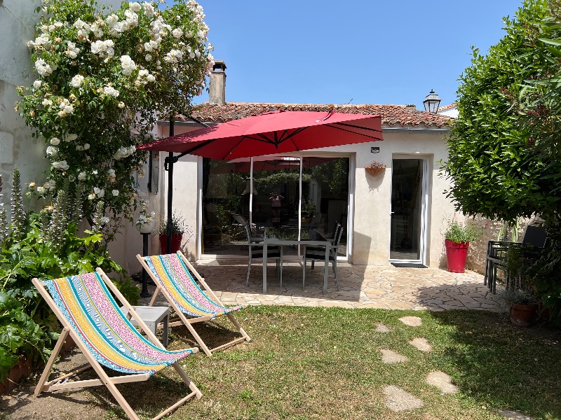 Photo 5 : EXTERIEUR d'une maison située à La Flotte-en-Ré, île de Ré.