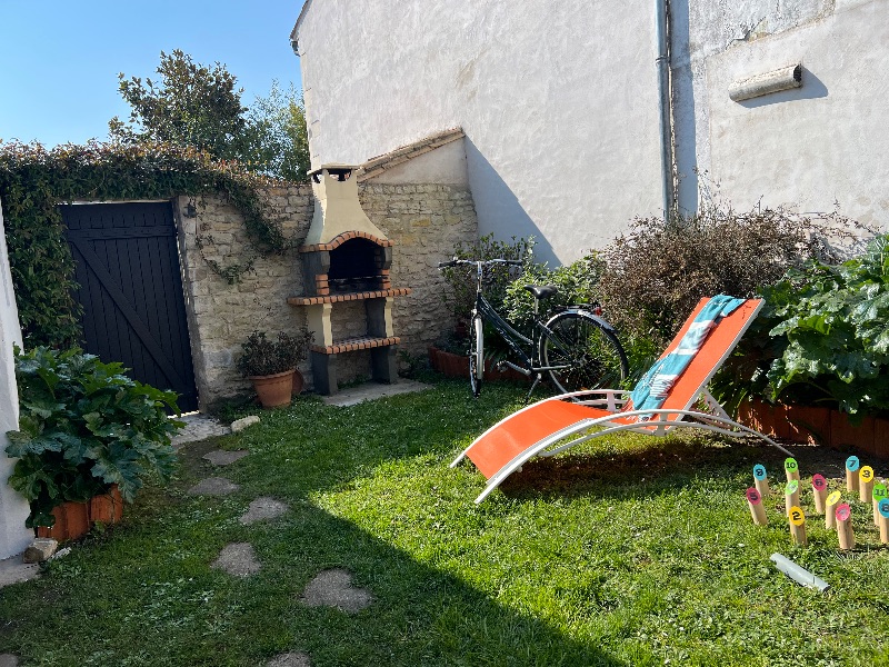 Photo 11 : JARDIN d'une maison située à La Flotte-en-Ré, île de Ré.