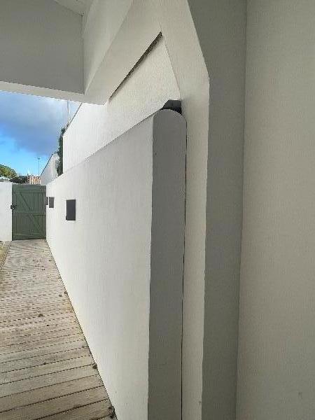 Photo 17 : PATIO d'une maison située à Le Bois-Plage-en-Ré, île de Ré.