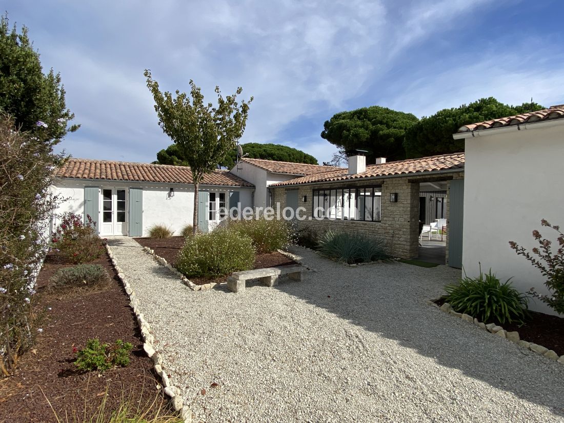 Photo 6 : NC d'une maison située à Le Bois-Plage-en-Ré, île de Ré.