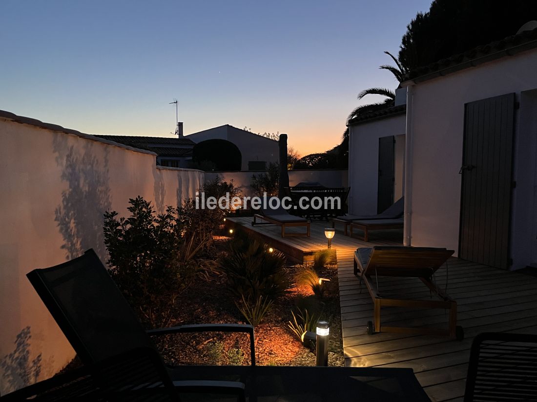 Photo 21 : TERRASSE d'une maison située à Les Portes-en-Ré, île de Ré.