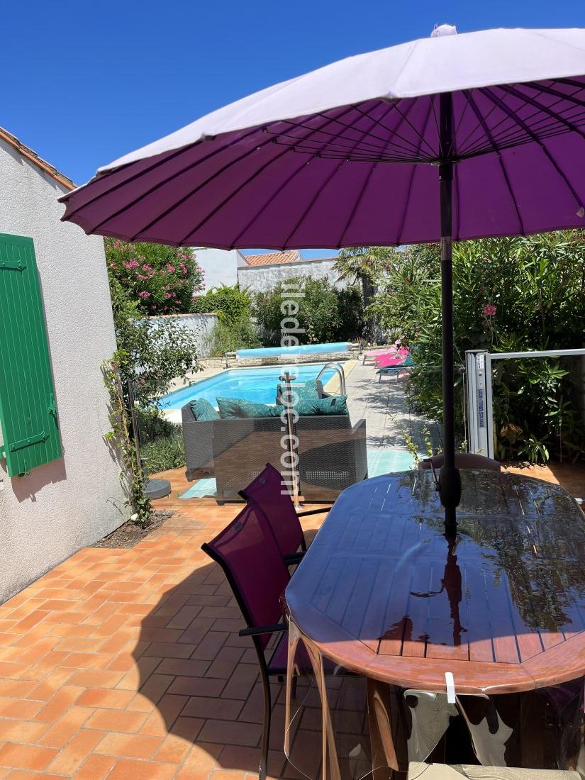 Photo 8 : TERRASSE d'une maison située à Sainte-Marie-de-Ré, île de Ré.