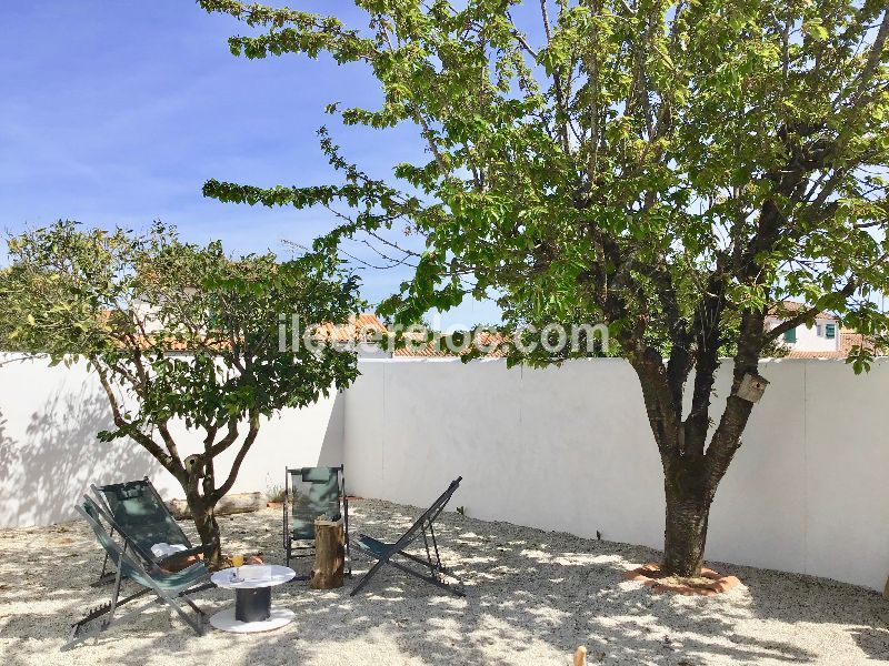 Photo 26 : JARDIN d'une maison situ&eacute;e &agrave; Rivedoux-Plage, &icirc;le de R&eacute;.