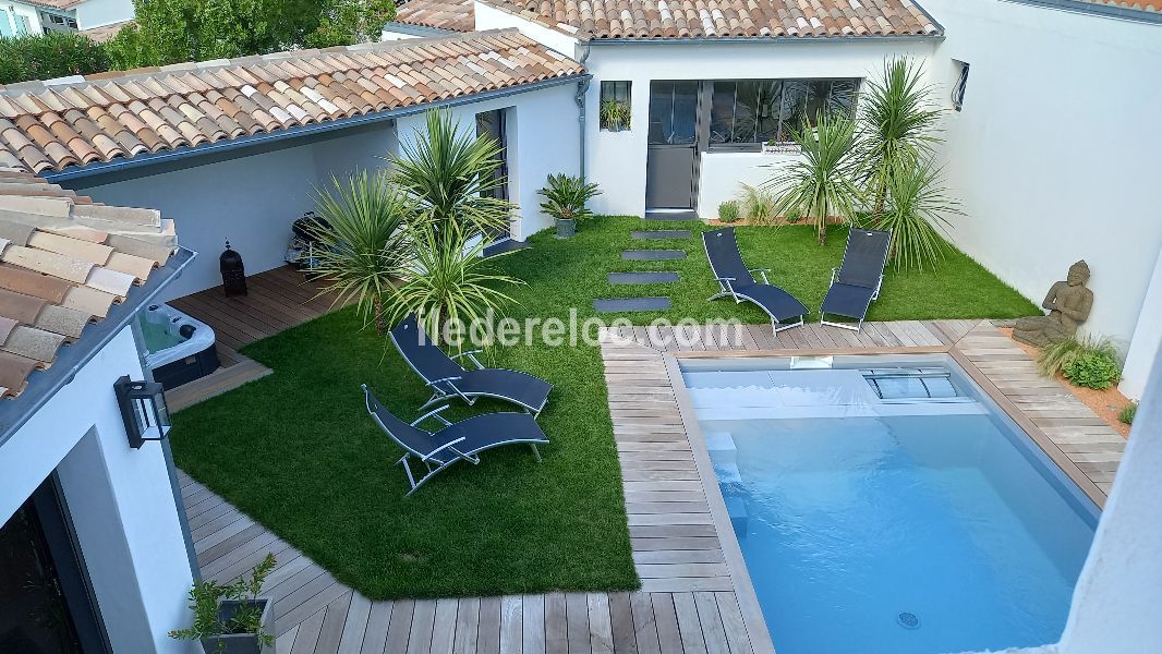 Photo 13 : PISCINE d'une maison située à Rivedoux-Plage, île de Ré.