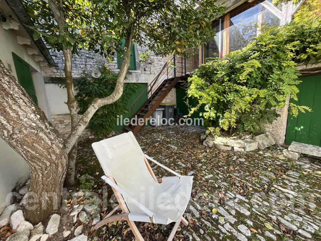 Photo 6 : NC d'une maison située à Sainte-Marie-de-Ré, île de Ré.