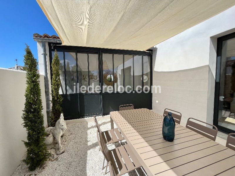 Photo 49 : EXTERIEUR d'une maison située à Saint-Martin-de-Ré, île de Ré.