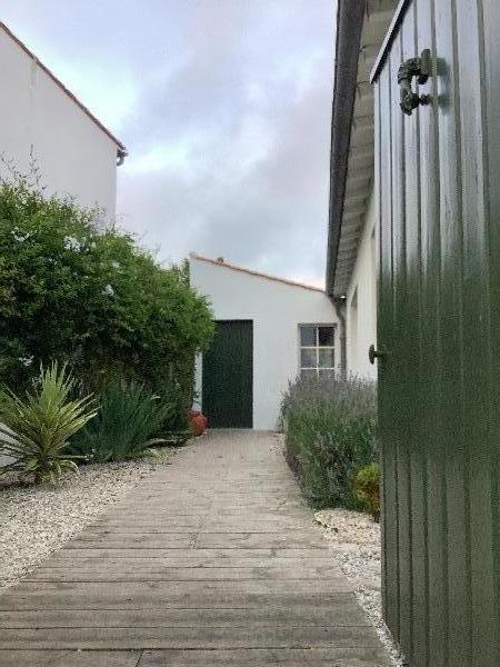 ile de ré Jolie maison rhtaise dans le village dars
