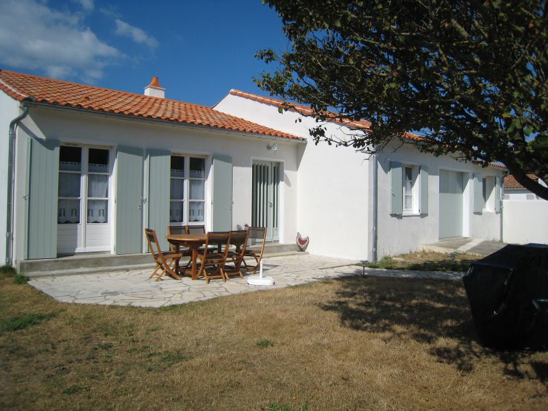 Photo 1 : NC d'une maison située à La Couarde-sur-mer, île de Ré.