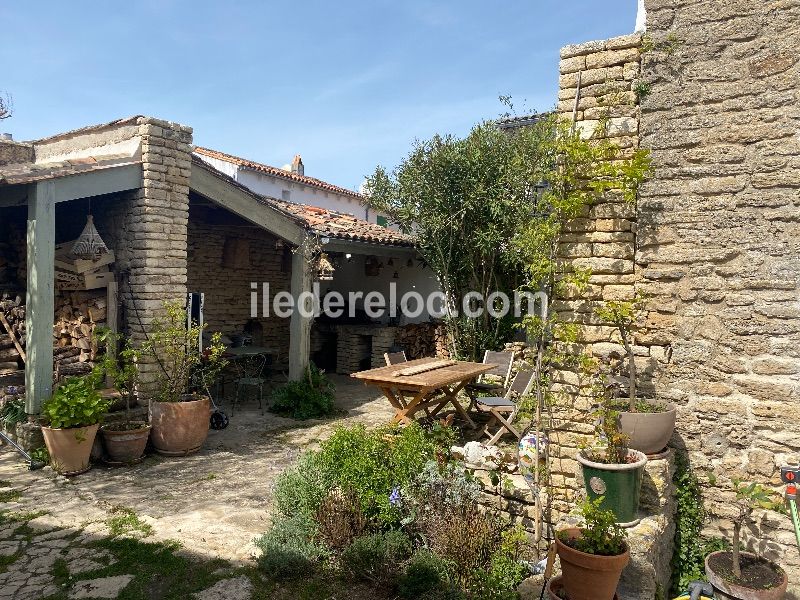 Photo 3 : NC d'une maison située à Les Portes-en-Ré, île de Ré.