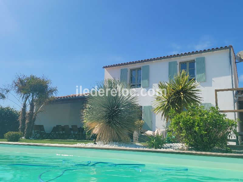 Photo 6 : PISCINE d'une maison située à Le Bois-Plage, île de Ré.