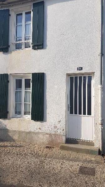 Photo 2 : EXTERIEUR d'une maison située à La Flotte-en-Ré, île de Ré.